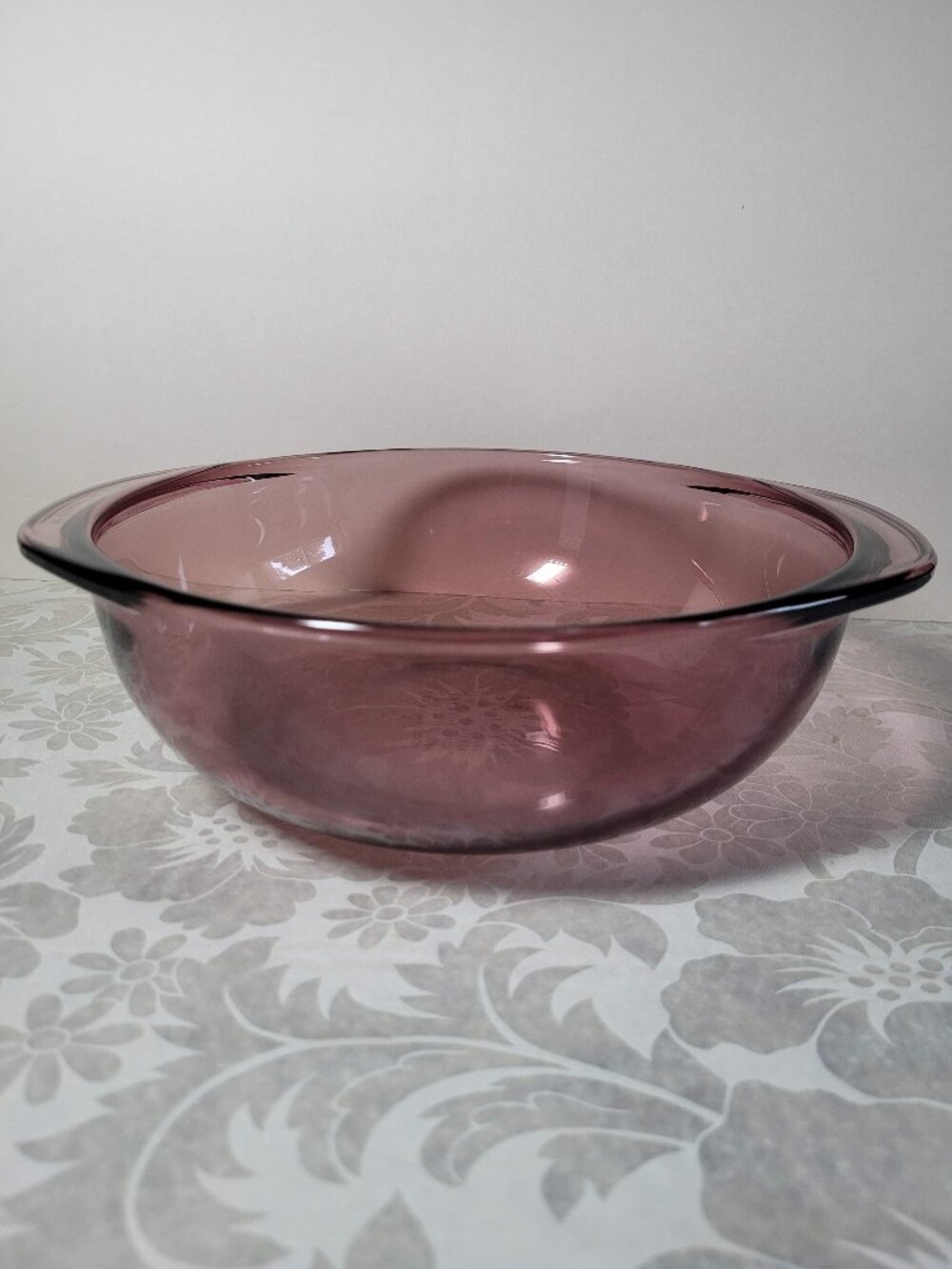 Vintage Pyrex Cranberry Glass Casserole Bowl Dish #023 1.5L 8" Corning NY USA